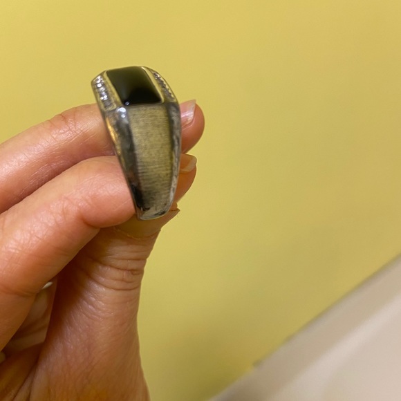 Ring - Picture 5 of 5